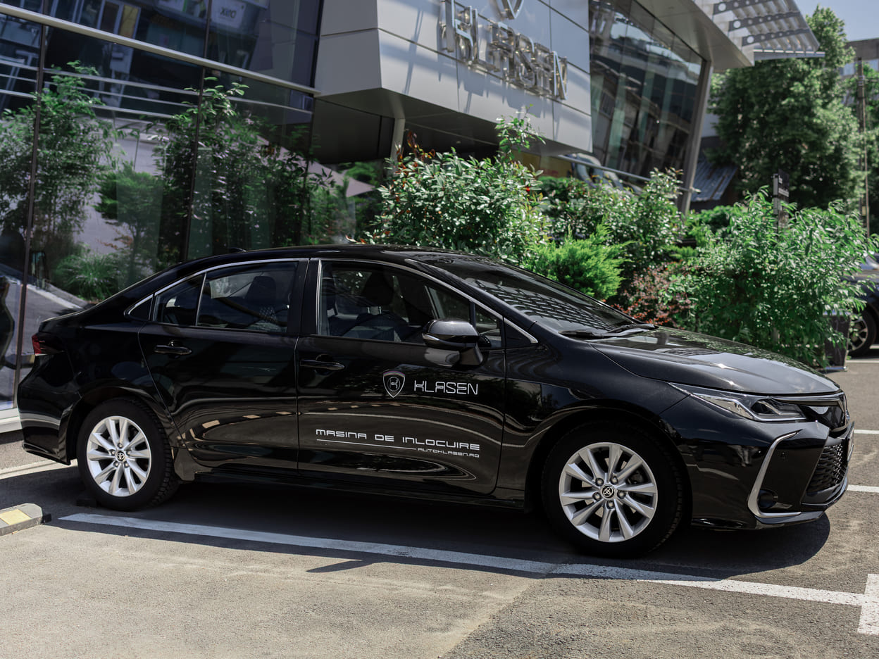 Toyota Corolla (manual)